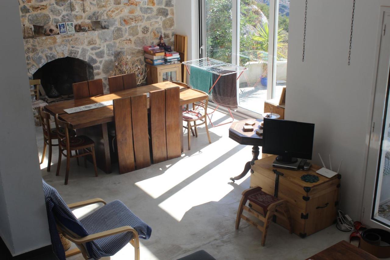 The Village House Kerames Extérieur photo